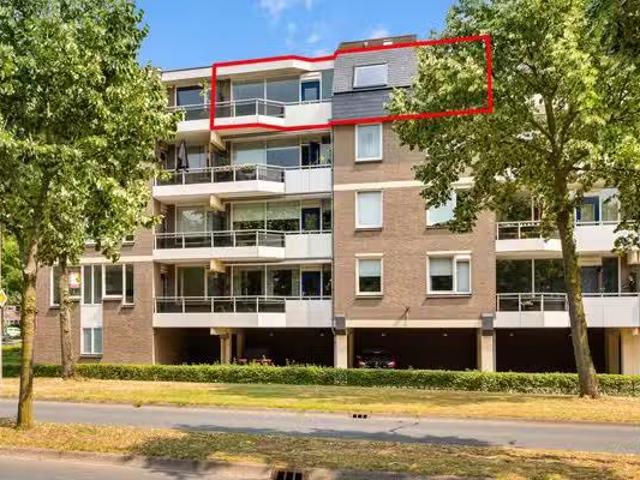 Appartement te koop in Hogeweg, Overijssel