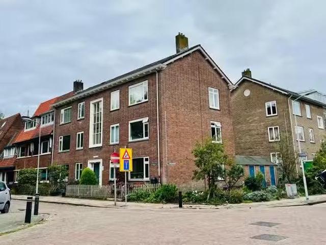 Appartement te koop in Bezuidenhout, Zuid Holland