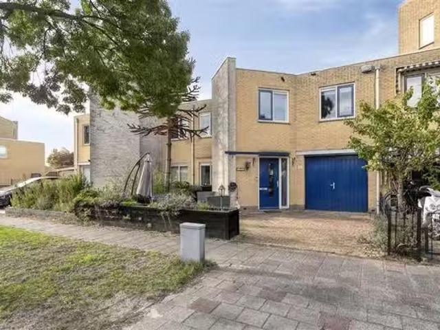 Appartement te koop in Almere-haven, Flevoland