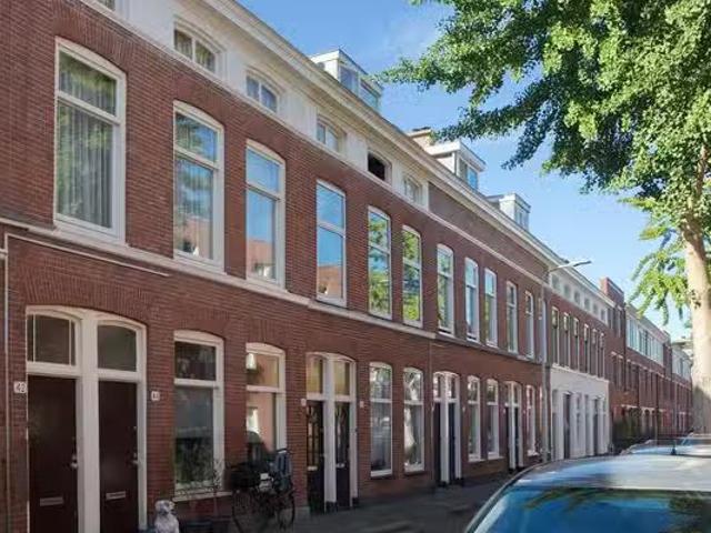 Landhuis te koop in Den Haag, Rustenburg en Oostbroek