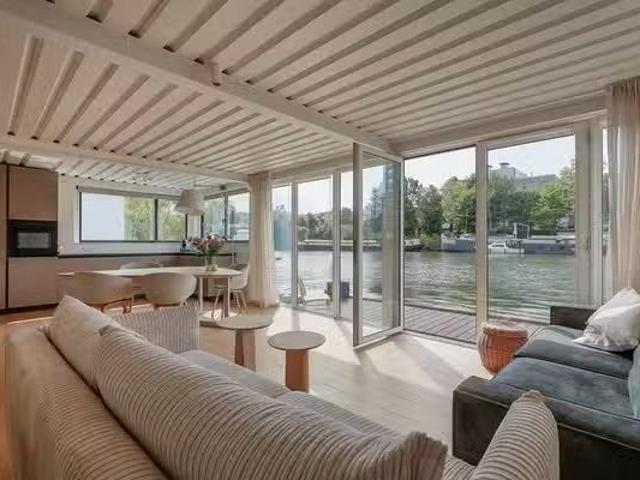 Appartement te koop in Oost, Amsterdam