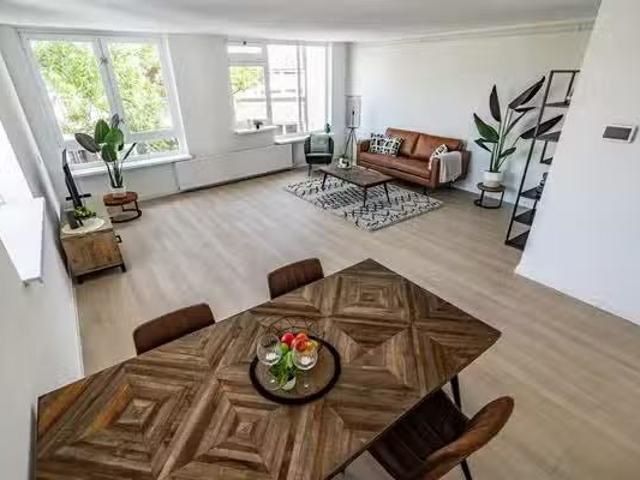 Appartement te koop in Oud-Mathenesse, Rotterdam