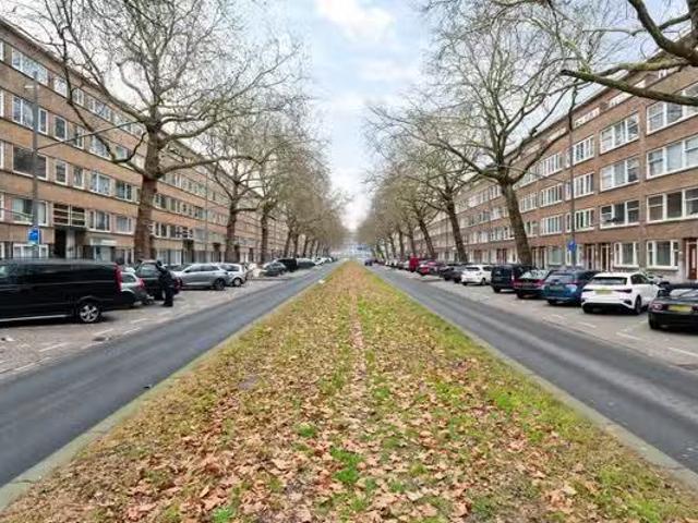 Appartement te koop in Bloemhof, Rotterdam