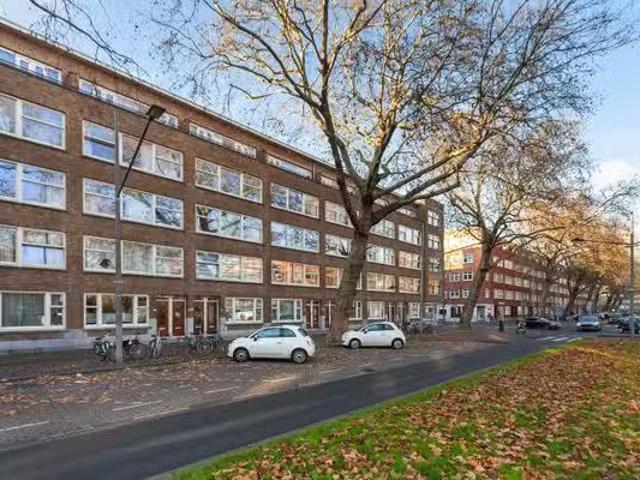 Appartement te koop in Bloemhof, Rotterdam