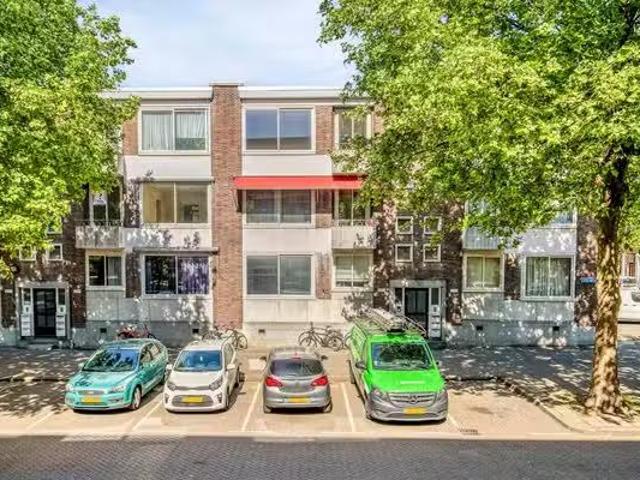 Appartement te koop in Charlois, Rotterdam