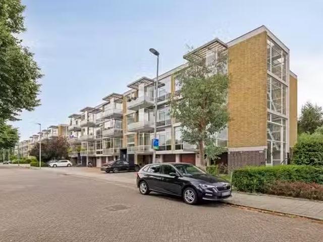 Appartement te koop in Kop van Zuid-Entrepot, Rotterdam