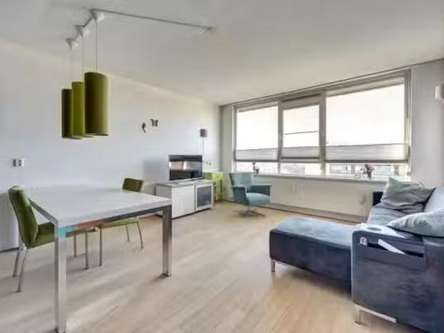 Appartement te koop in Het Lage Land, Rotterdam