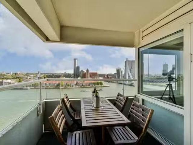 Appartement te koop in Kop van Zuid-Entrepot, Rotterdam