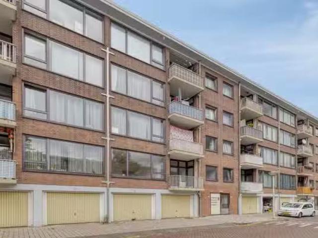 Appartement te koop in Sloten, Amsterdam