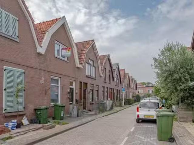 Appartement te koop in Charlois, Rotterdam