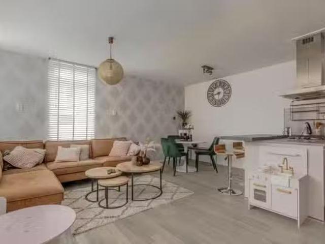 Appartement te koop in IJsselmonde, Rotterdam