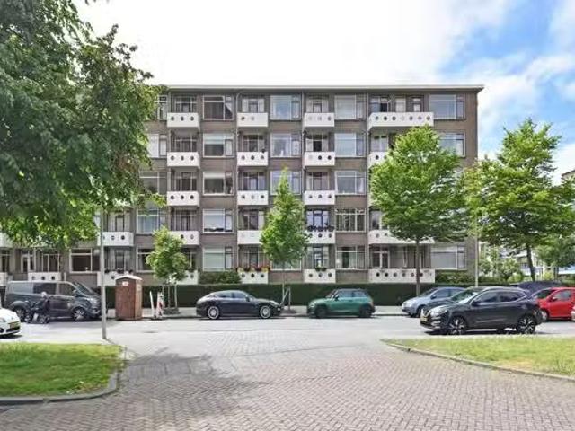 Appartement te koop in Loosduinen, Zuid Holland