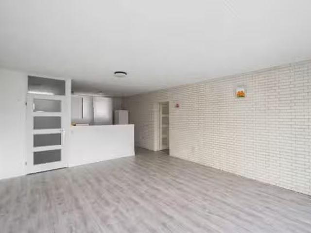 Appartement te koop in Alphen Aan Den Rijn, Zuid Holland