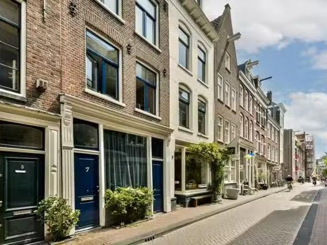 Appartement te koop in Zuid, Amsterdam