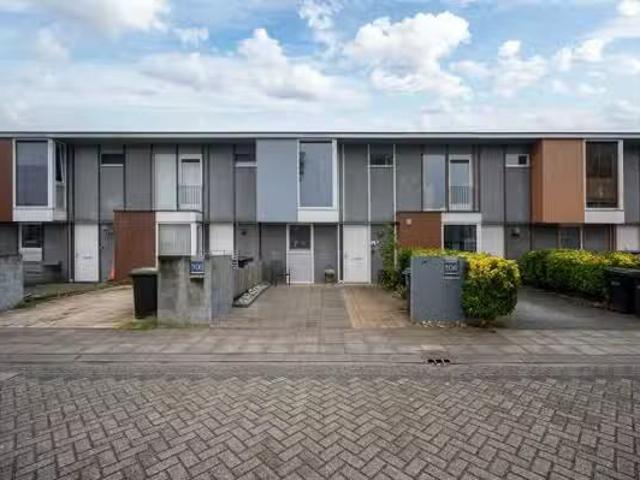 Appartement te koop in Bouwmeesterbuurt, Almere-haven