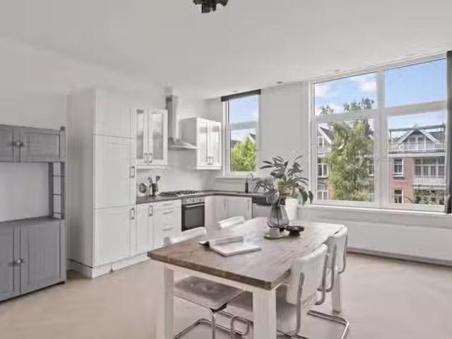 Appartement te koop in Charlois, Rotterdam