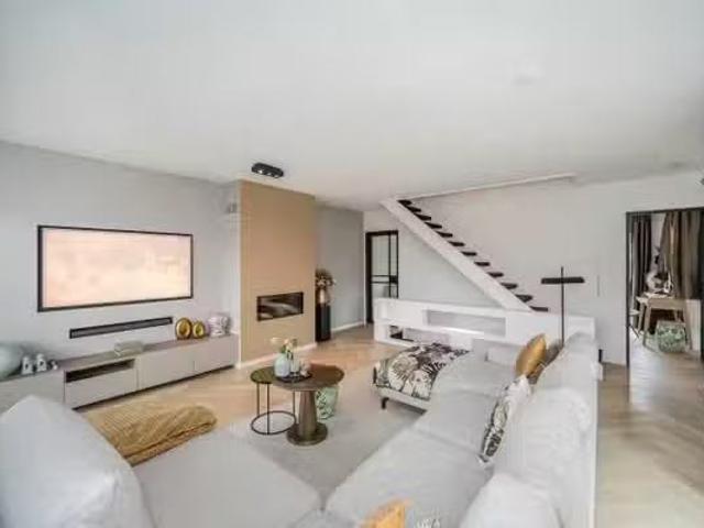 Woning te koop in Empel-Oost, Almere