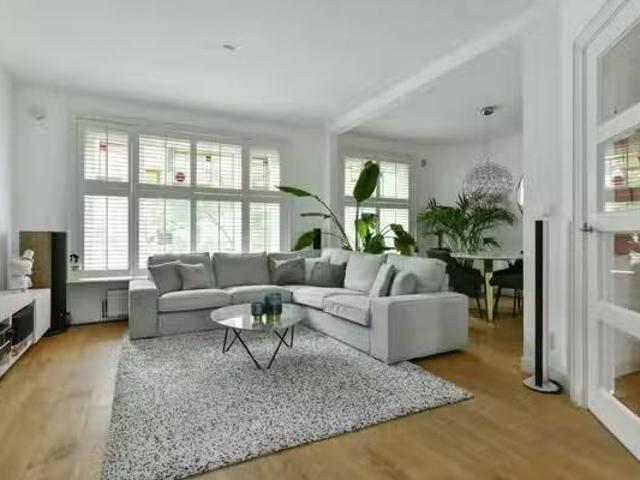 Landhuis te koop in Amsterdam, Zuidas