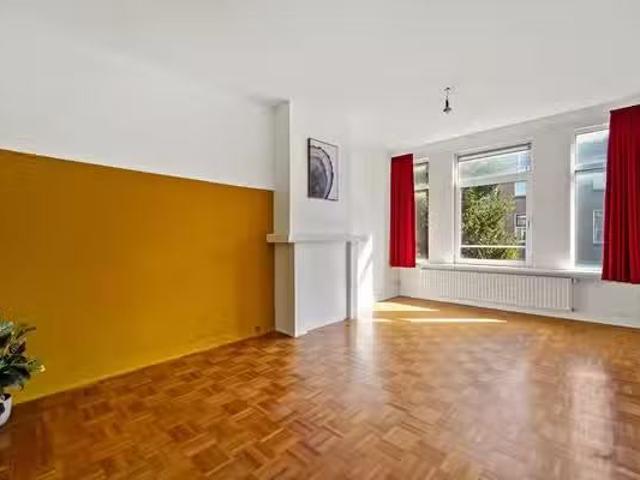 Appartement te koop in Den Haag, Zuid Holland