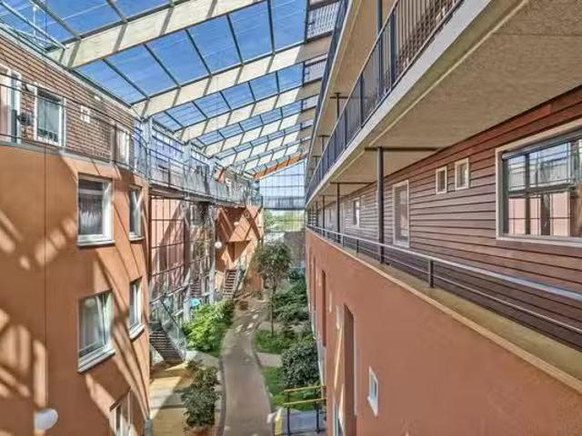 Appartement te koop in Muziekwijk, Almere-haven