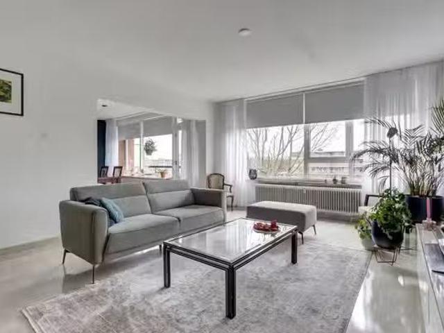 Appartement te koop in Het Lage Land, Rotterdam