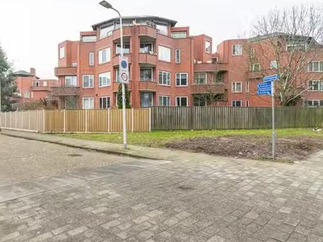 Appartement te koop in Oosterflank, Rotterdam