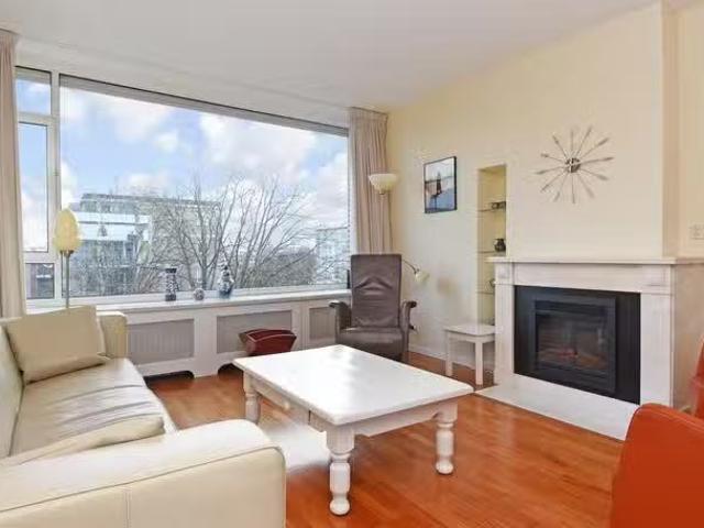 Appartement te koop in Loosduinen, Zuid Holland
