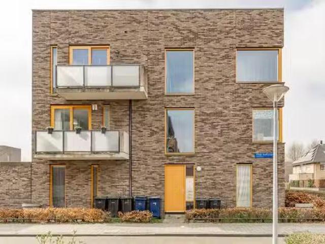 Appartement te koop in Eilandenbuurt, Almere-haven