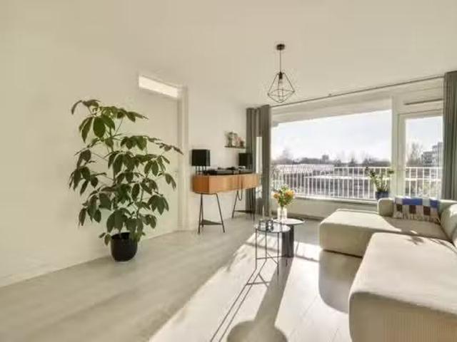 Appartement te koop in Sloten, Amsterdam
