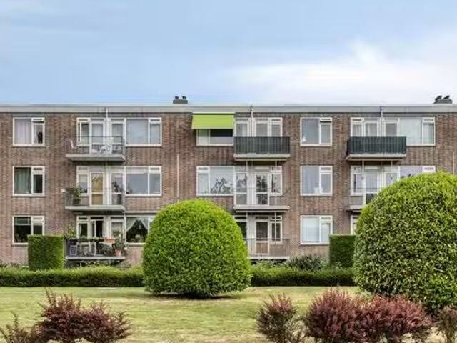 Appartement te koop in Staalwijk, Zuid Holland