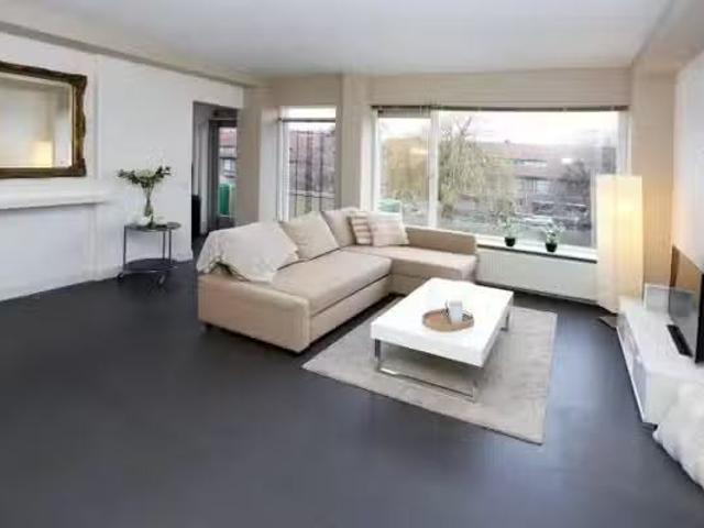 Appartement te koop in Benoordenhout, Zuid Holland