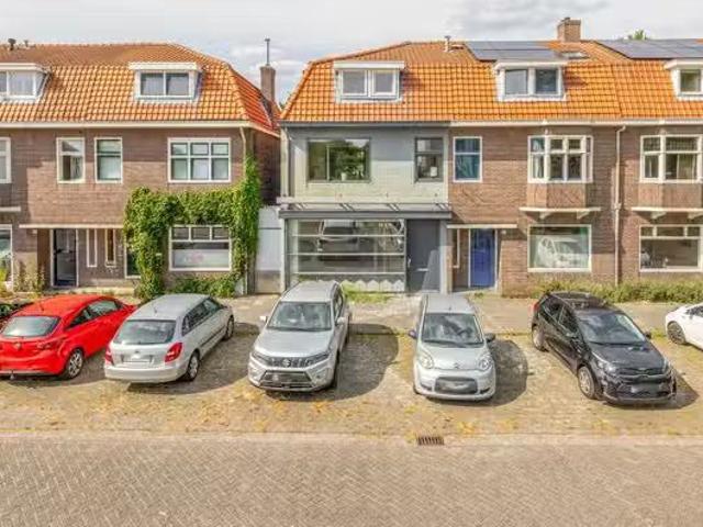 Landhuis te koop in Eindhoven, Rochusbuurt Landhuis te koop in Eindhoven, Rochusbuurt