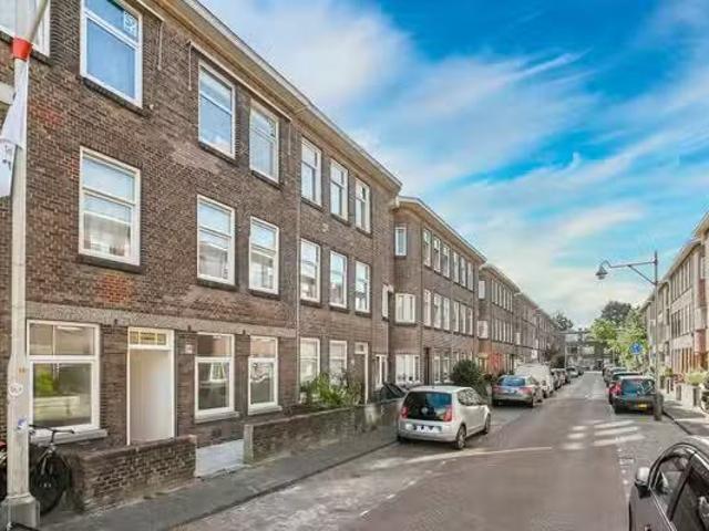 Appartement te koop in Leyenburg, Zuid Holland