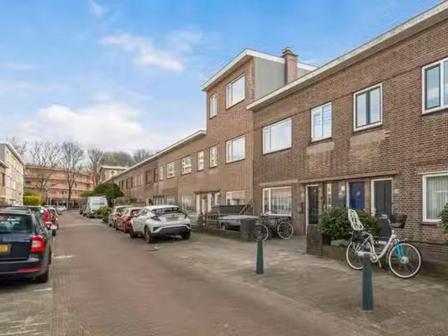 Appartement te koop in Bouwlust, Den Haag