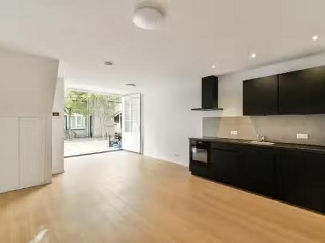 Appartement te koop in Centrum, Amsterdam
