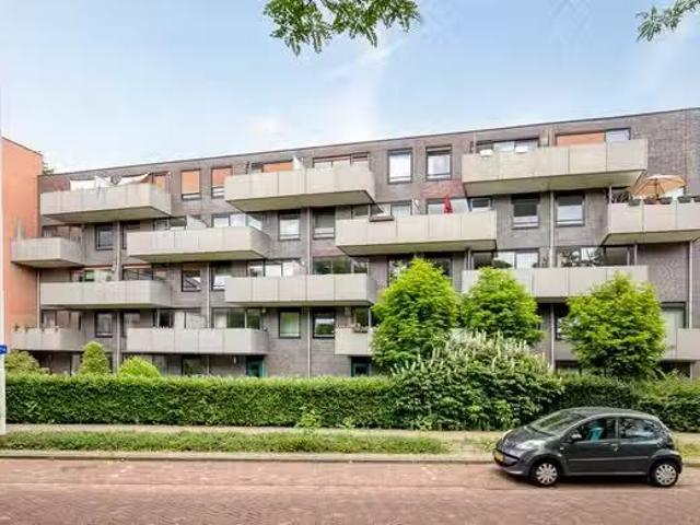 Appartement te koop in Stratum, Noord Brabant