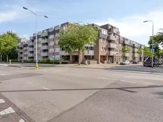 Landhuis te koop in Eindhoven, Genneperzijde