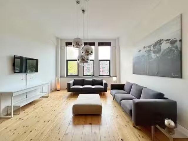 Appartement te koop in Zuid, Amsterdam