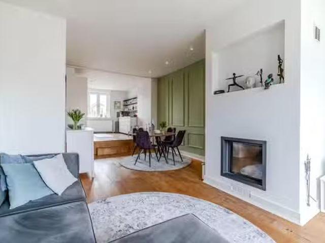 Appartement te koop in Zeeheldenkwartier, Zuid Holland