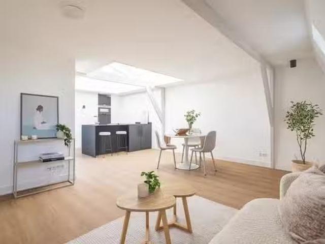 Appartement te koop in Zeeheldenkwartier, Zuid Holland