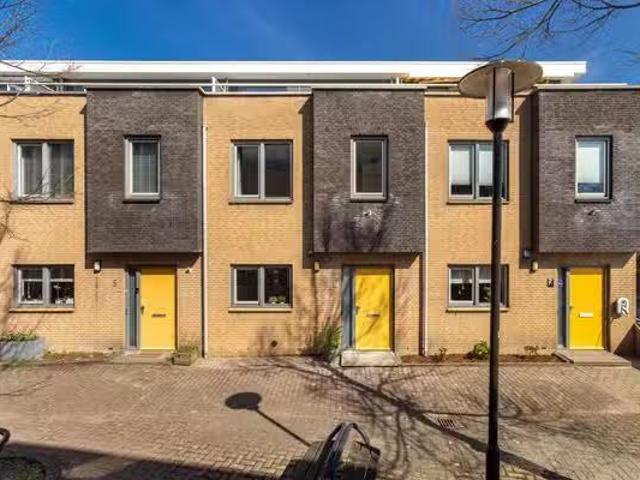 Appartement te koop in 's-Gravenland, Rotterdam