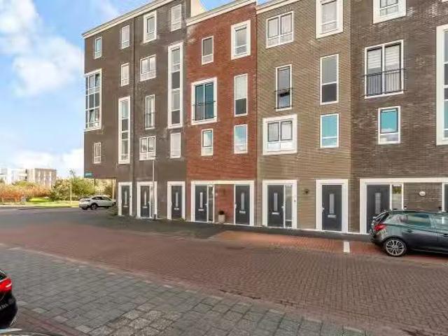 Appartement te koop in Almere-haven, Flevoland