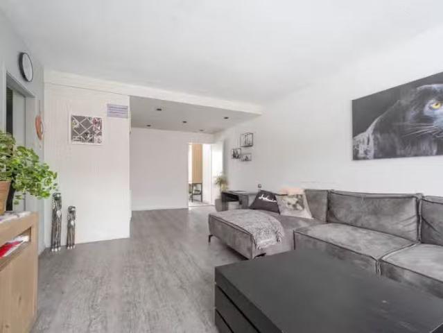 Appartement te koop in IJsselmonde, Rotterdam