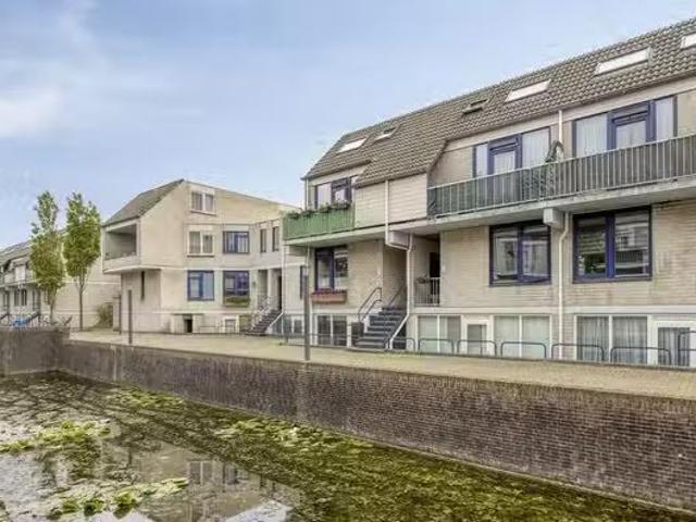 Woning te koop in Het Lage Land, Rotterdam