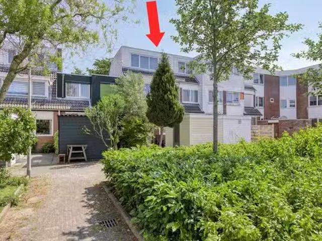 Appartement te koop in 's-Gravenland, Rotterdam