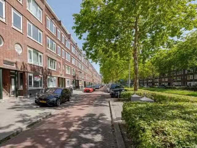 Appartement te koop in Charlois, Rotterdam