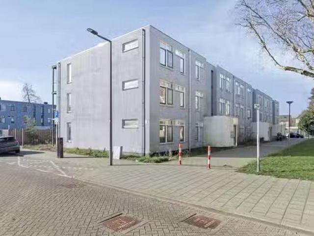 Appartement te koop in Groot-IJsselmonde, Rotterdam