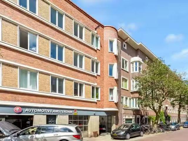 Landhuis te koop in Amsterdam, Slotermeer