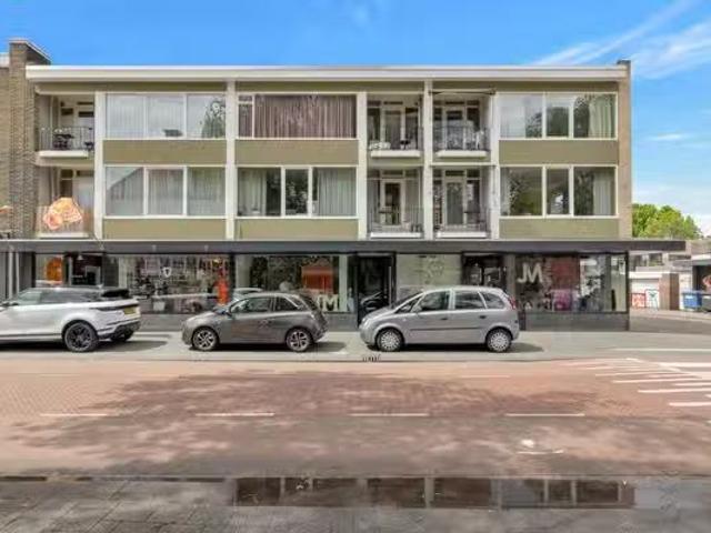 Appartement te koop in Stratum, Noord Brabant