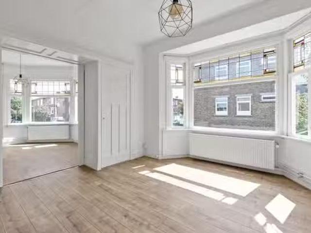 Appartement te koop in Moerwijk, Zuid Holland